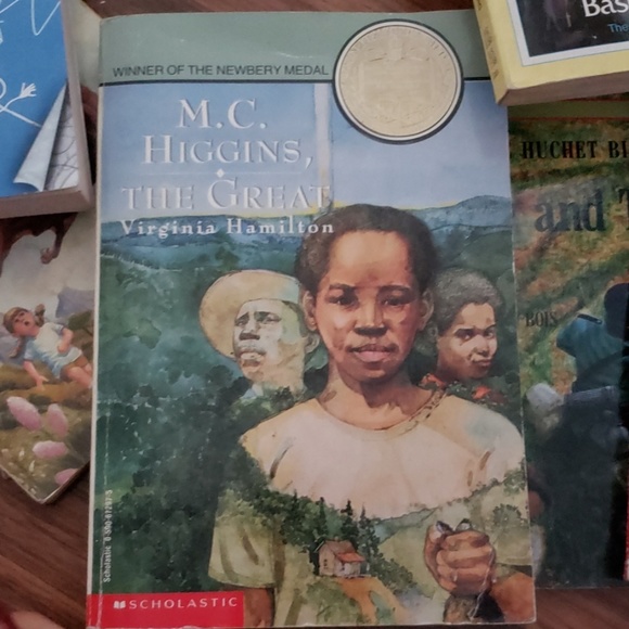 Books - Picture 8 of 8